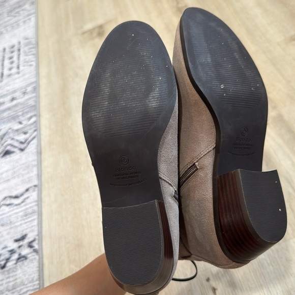 NWOB Blondo Sadie waterproof ankle boots - Picture 8 of 9